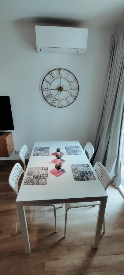 Getaway Suites Apartment Xlendi Exterior photo